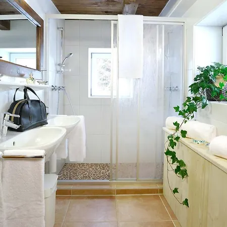 Almliesl Holl-690 Holiday home *